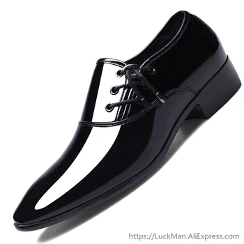 Sapatos de Homens de Oxford Faux Couro de Patente Homens Sapato Formal Ponto Toe Clássico Negócios Calçado Preto Marrom Plus Size 48