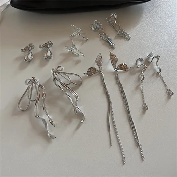 O coreano Moda, Cor de Prata Arco-nó de Cristal de Zircão do Pendão Brincos Para Mulheres da Moda de Metal Cartilagem Estética da Jóia