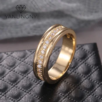 A moda Casamento Simples Anéis de Dedo para as Mulheres, Com Média Pavimentada de Pedras CZ de Cobre Banhados a Ouro Delicado, Feminino Envolvimento de Jóias